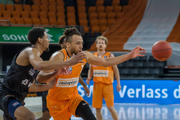 作用打开局 作用打开局