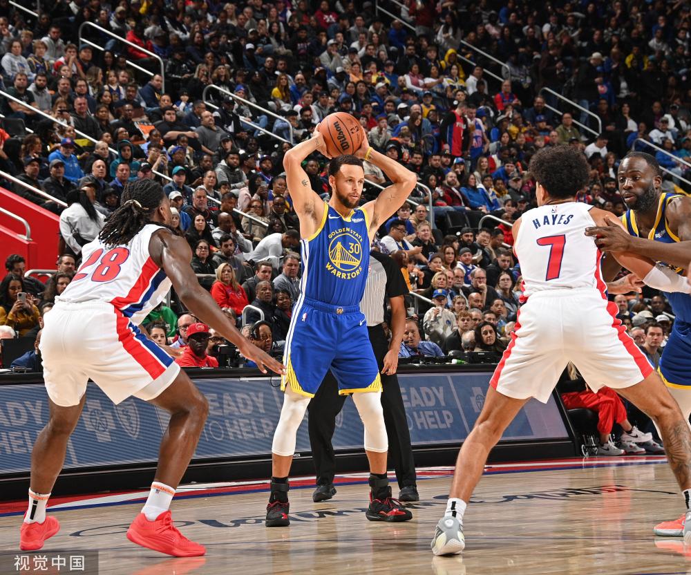 甲赛场上 甲赛场上